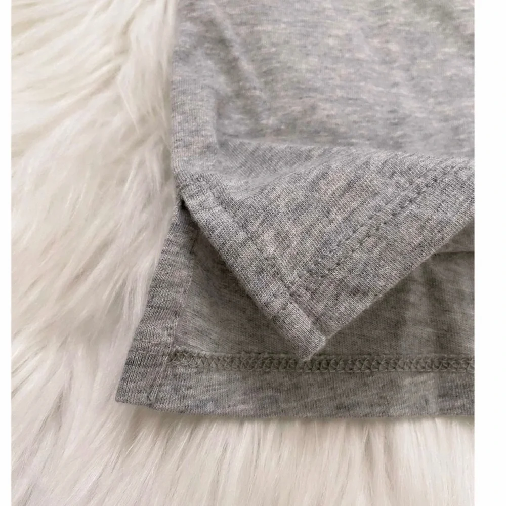 GAP Girls Flippy Sequin Graphic T-Shirt in Gray